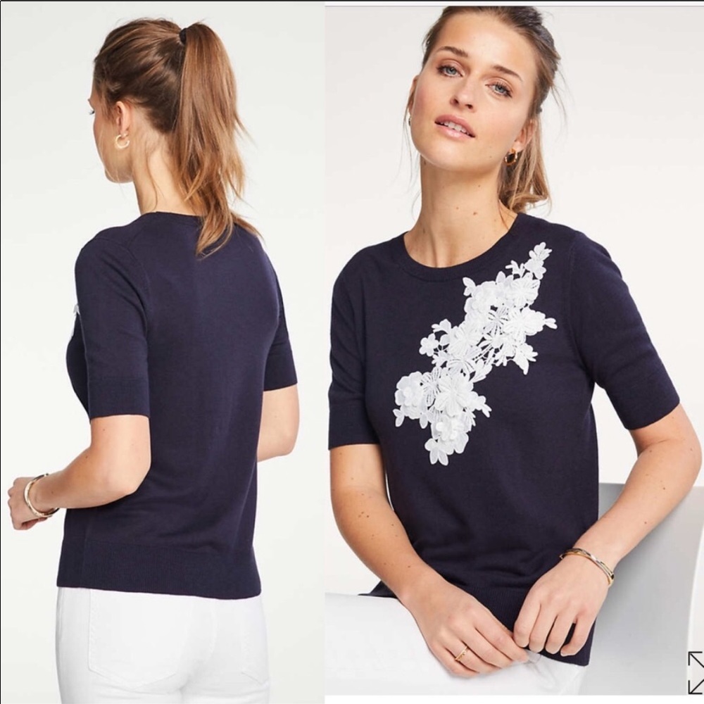 Ann Taylor floral appliqué sweater tee